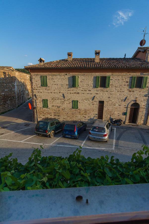 Due Torri Hotel San Severino Marche Ngoại thất bức ảnh